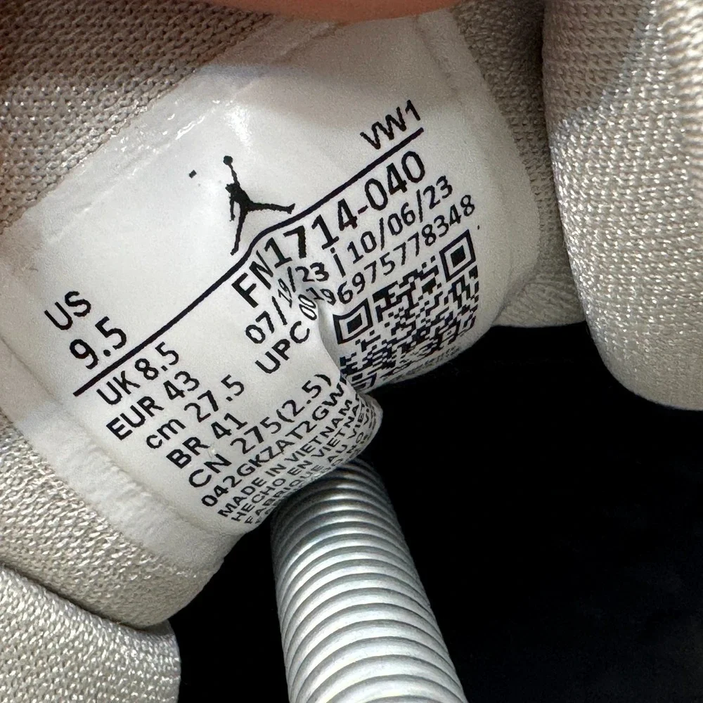 Size 9.5 Nike Jordan Zion 3 M.U.D. SE Williamson Light Bone Mens Shoe FN1714-040